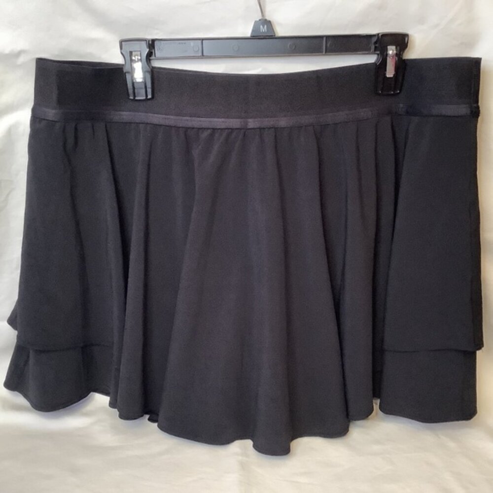 EUC LuLulemon ladies black skort skirt shorts sz. 16 plus